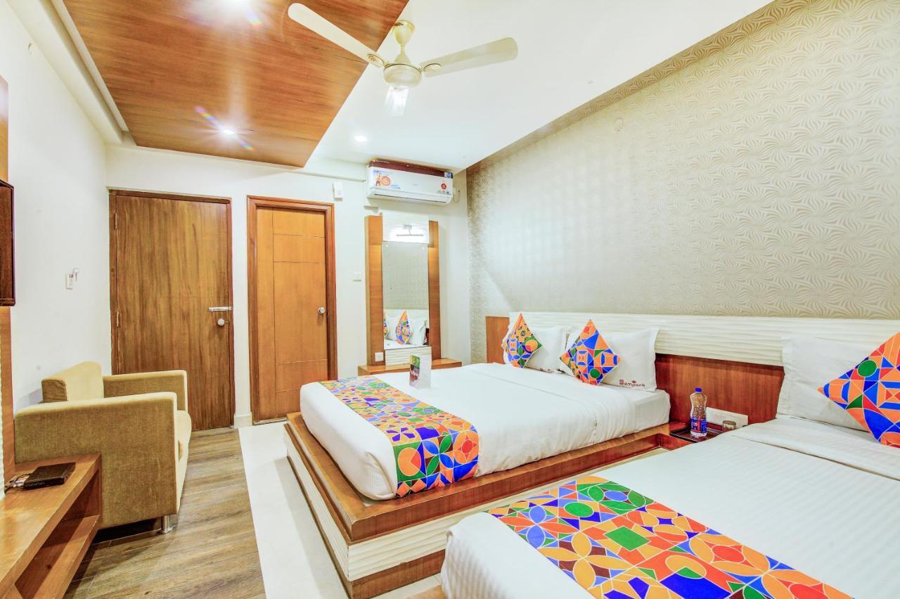 Fabhotel Empark บังกาลอร์ ภายนอก รูปภาพ